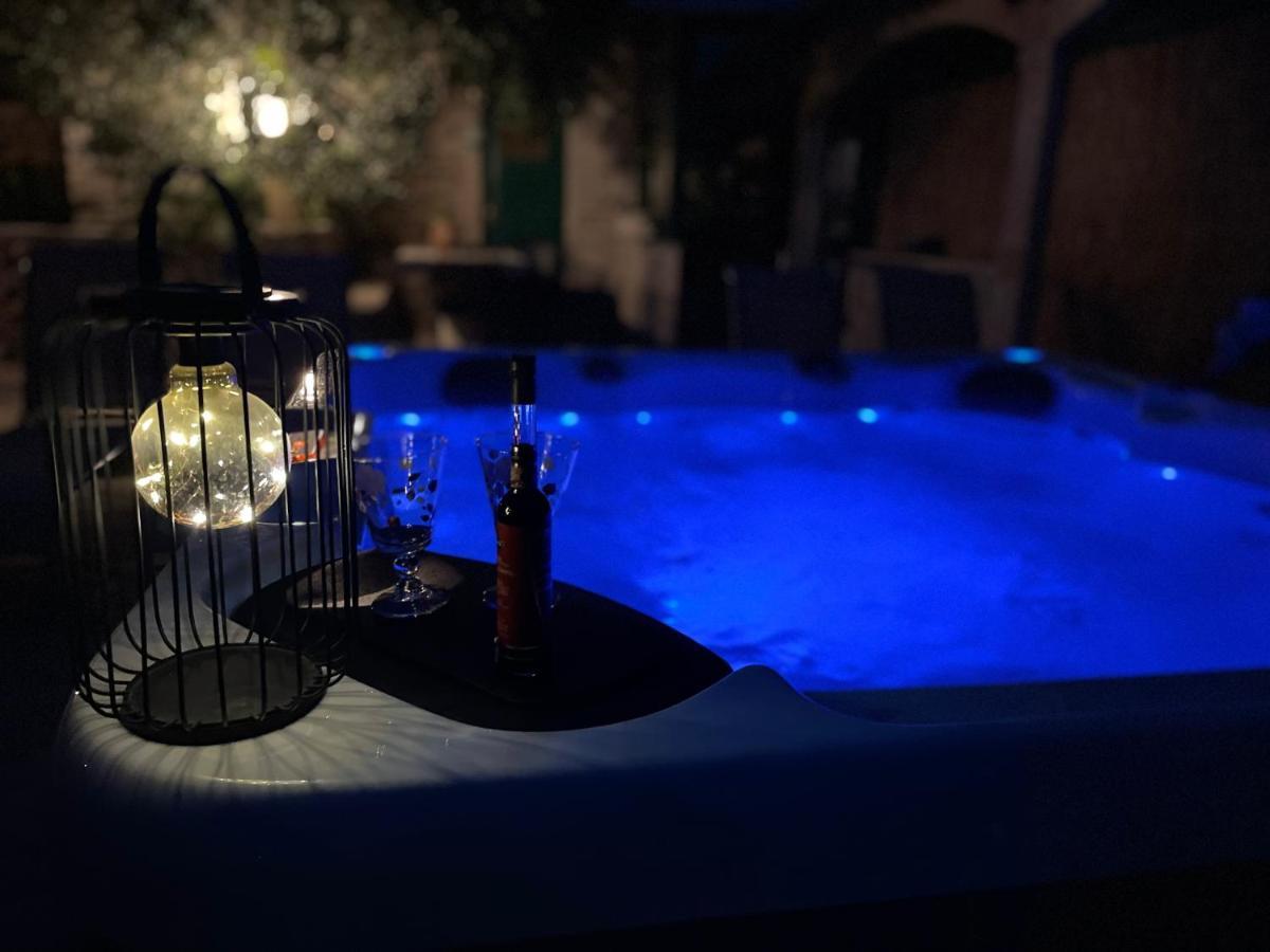 Vacation House Marin With Jacuzzi - Bol, Brac Екстер'єр фото
